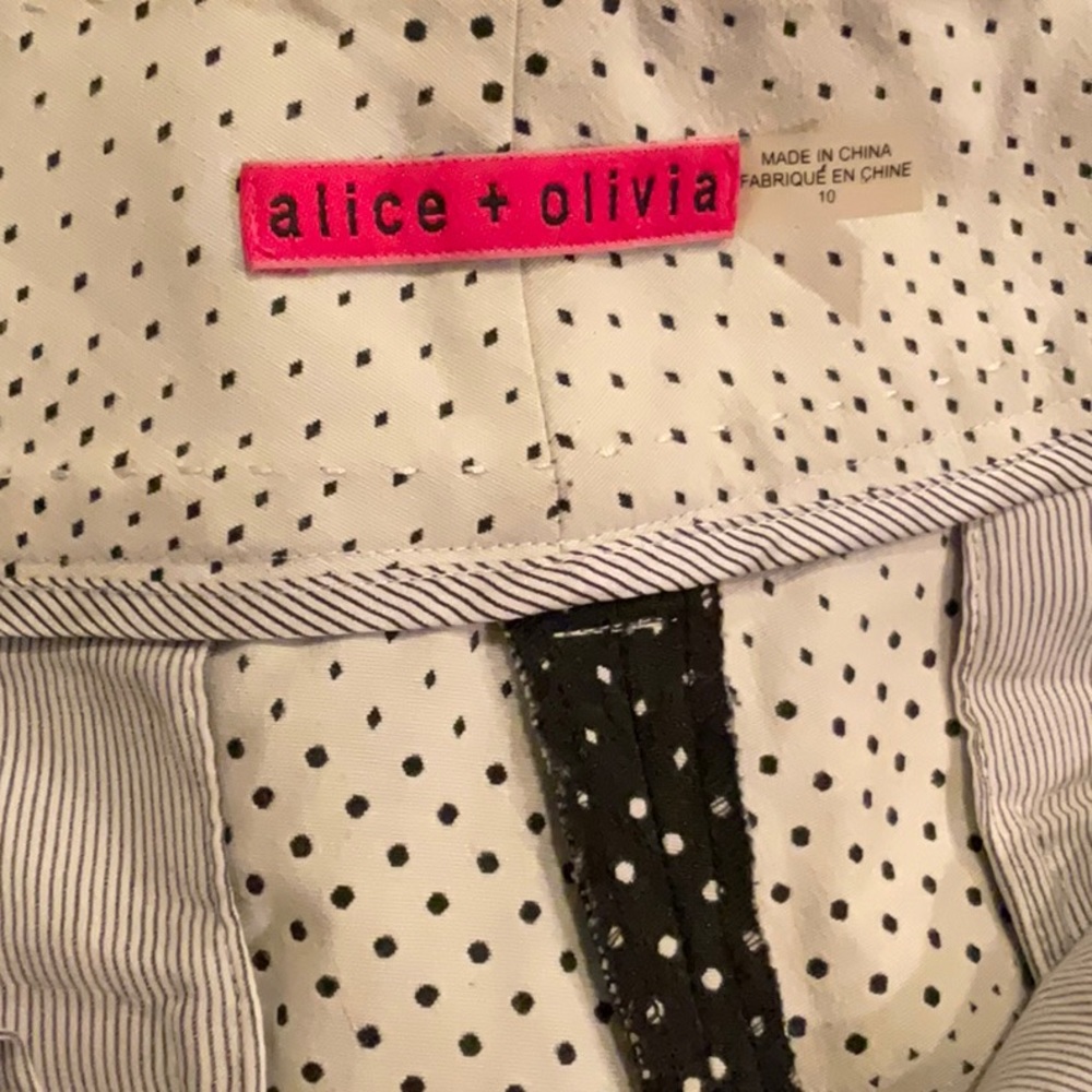 Alice + Olivia Cady cuff shorts 10 - Picture 6 of 9
